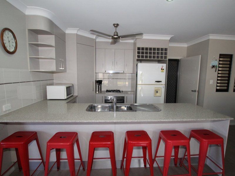 18 Voyager Street, South Mission Beach QLD 4852