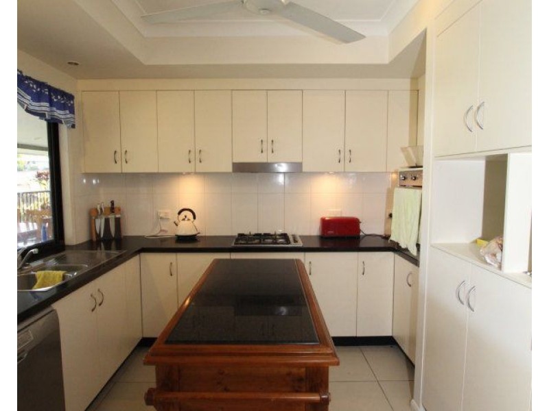 14 Genoa Court, South Mission Beach QLD 4852