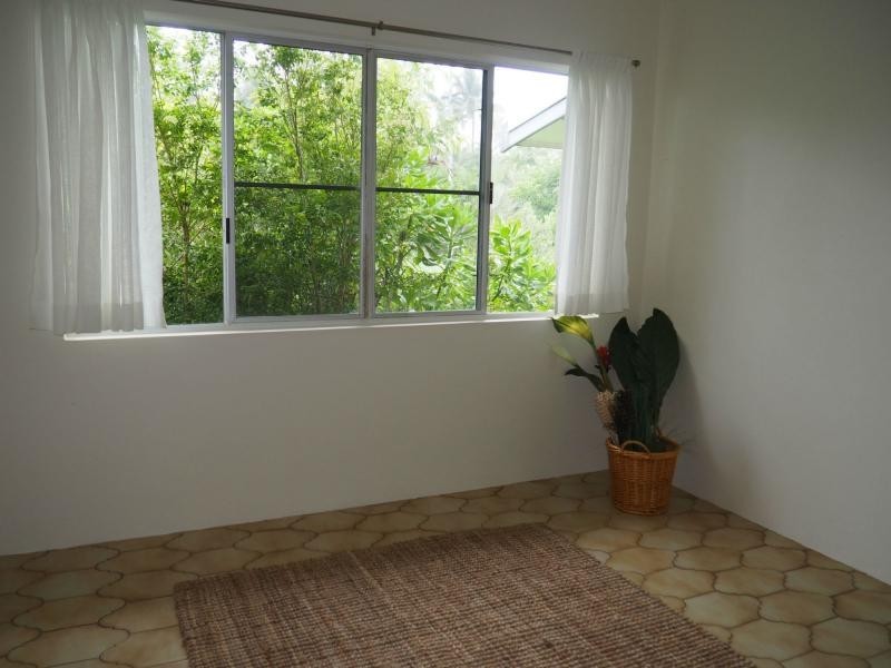 13 Pacific Parade, Mission Beach QLD 4852