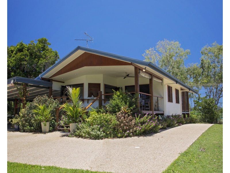 144 Kennedy Esplanade, South Mission Beach QLD 4852