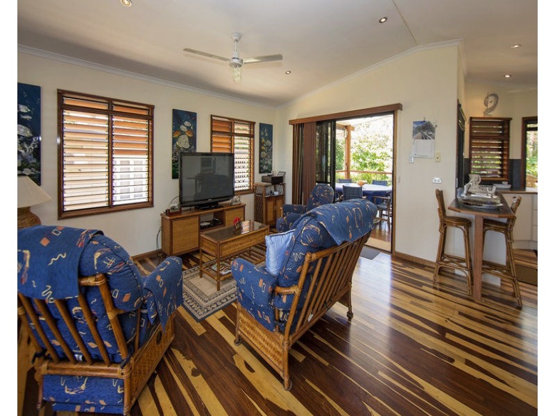 144 Kennedy Esplanade, South Mission Beach QLD 4852
