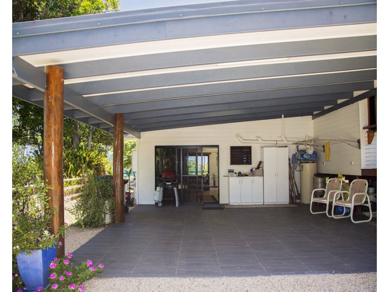 144 Kennedy Esplanade, South Mission Beach QLD 4852