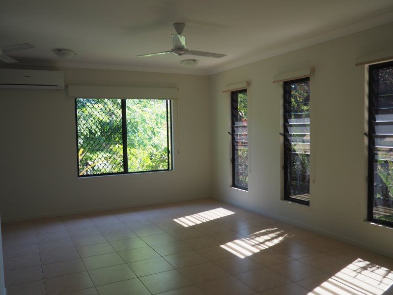 1D Royal Palm Drive, Mission Beach QLD 4852