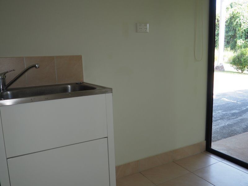 1D Royal Palm Drive, Mission Beach QLD 4852