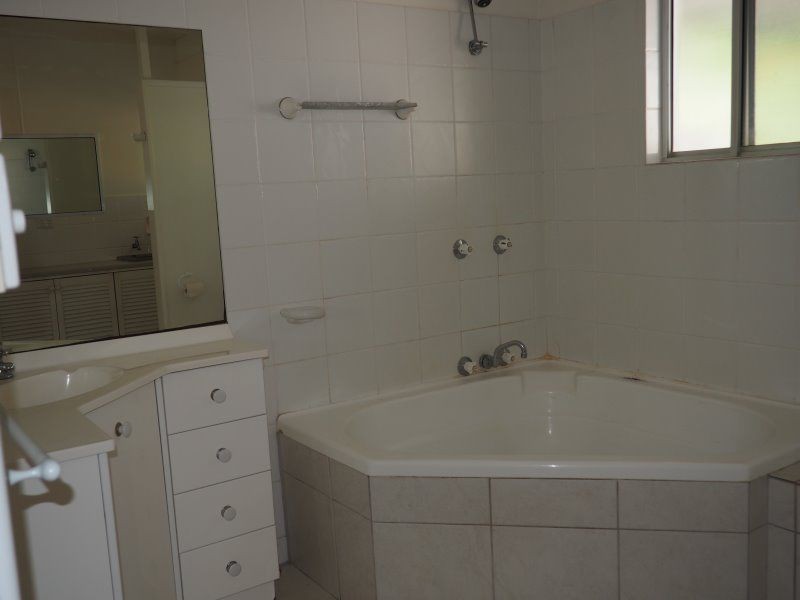 39 Banfield Parade, Wongaling Beach QLD 4852
