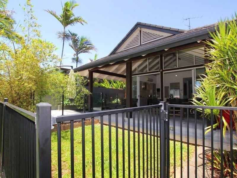 1/2B Reid Road, Wongaling Beach QLD 4852