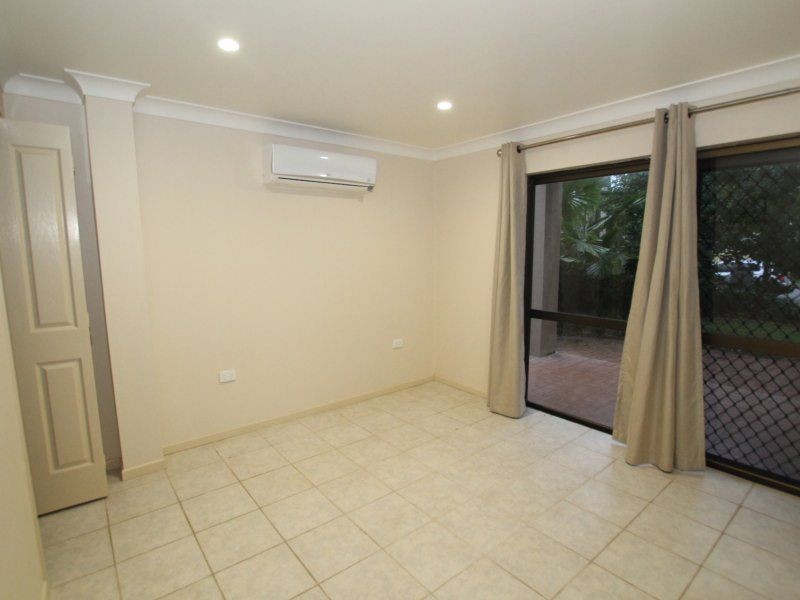 10 Wall Street, South Mission Beach QLD 4852