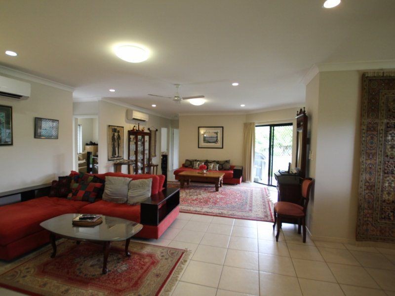 8 Spinnaker Street, South Mission Beach QLD 4852