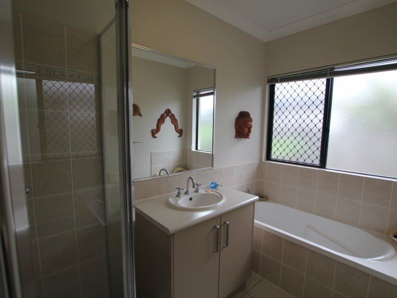 8 Spinnaker Street, South Mission Beach QLD 4852
