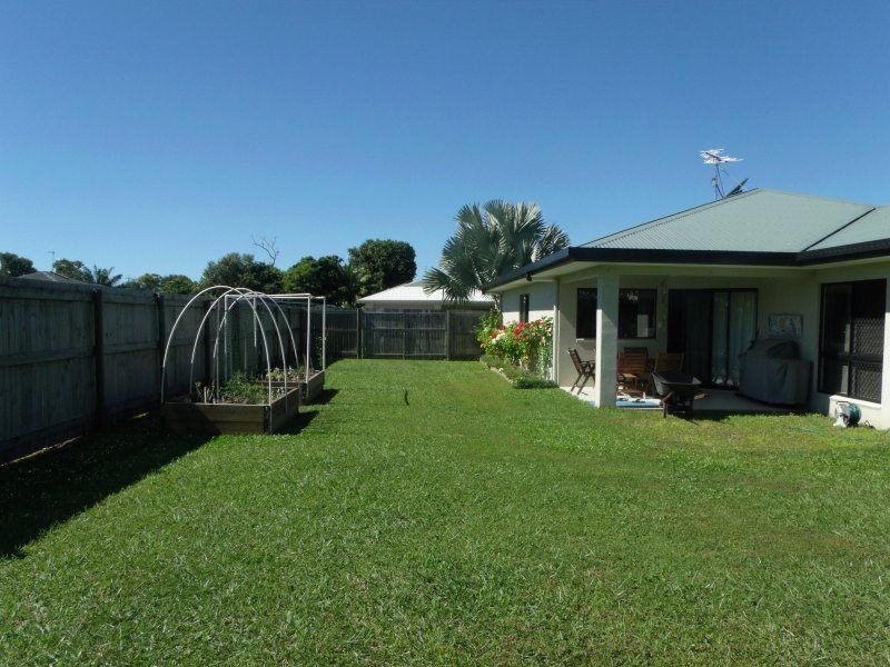 8 Spinnaker Street, South Mission Beach QLD 4852