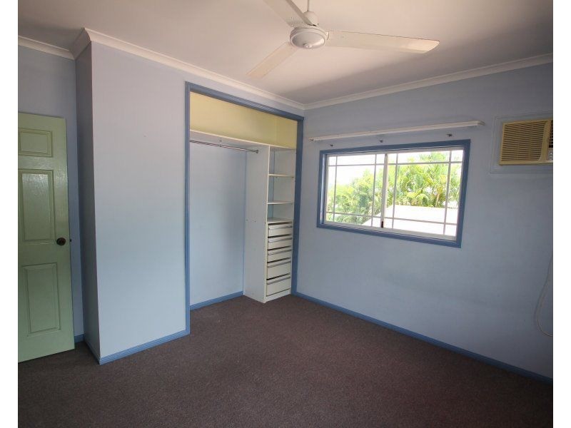 14 Hielscher Street, Tully QLD 4854