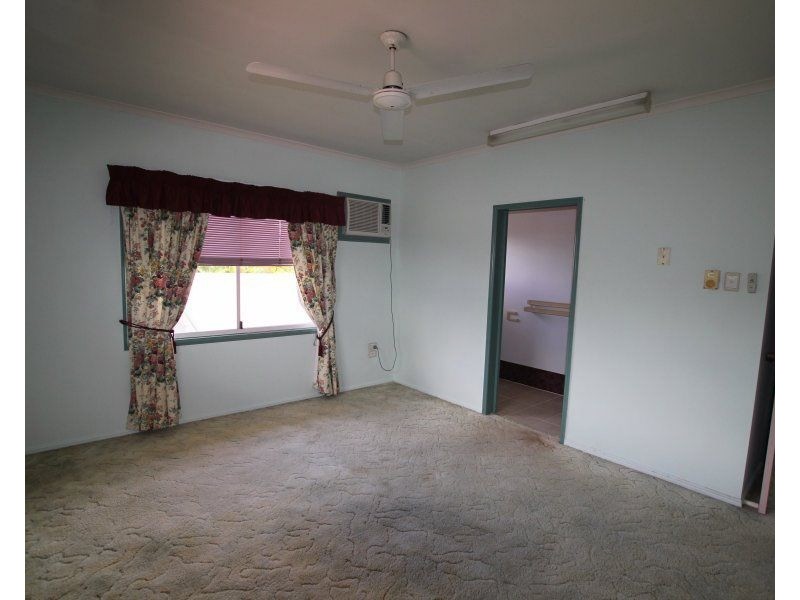 14 Hielscher Street, Tully QLD 4854