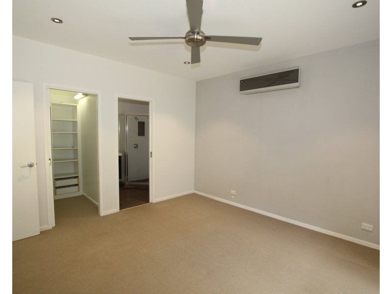 18 Pioneer Street, Bingil Bay QLD 4852