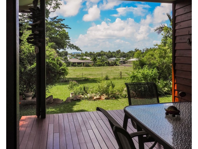 12 Admiralty Street, South Mission Beach QLD 4852