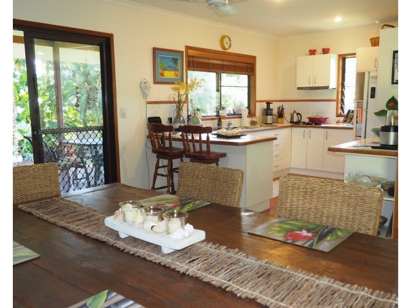 12 Admiralty Street, South Mission Beach QLD 4852