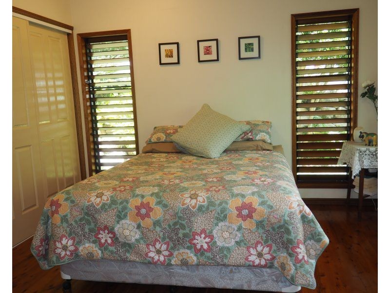 12 Admiralty Street, South Mission Beach QLD 4852