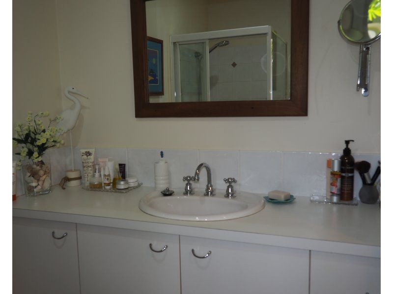 12 Admiralty Street, South Mission Beach QLD 4852