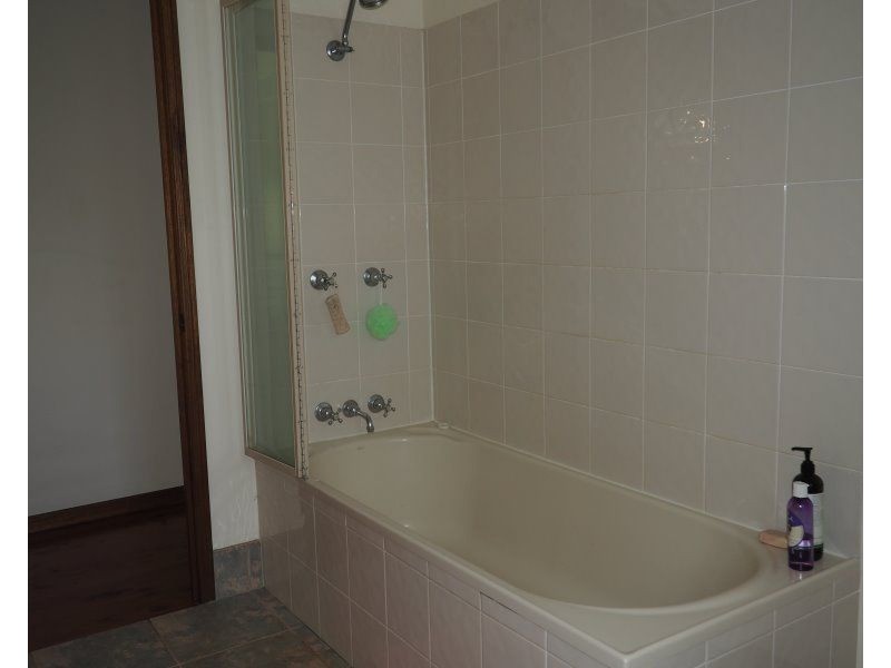 12 Admiralty Street, South Mission Beach QLD 4852