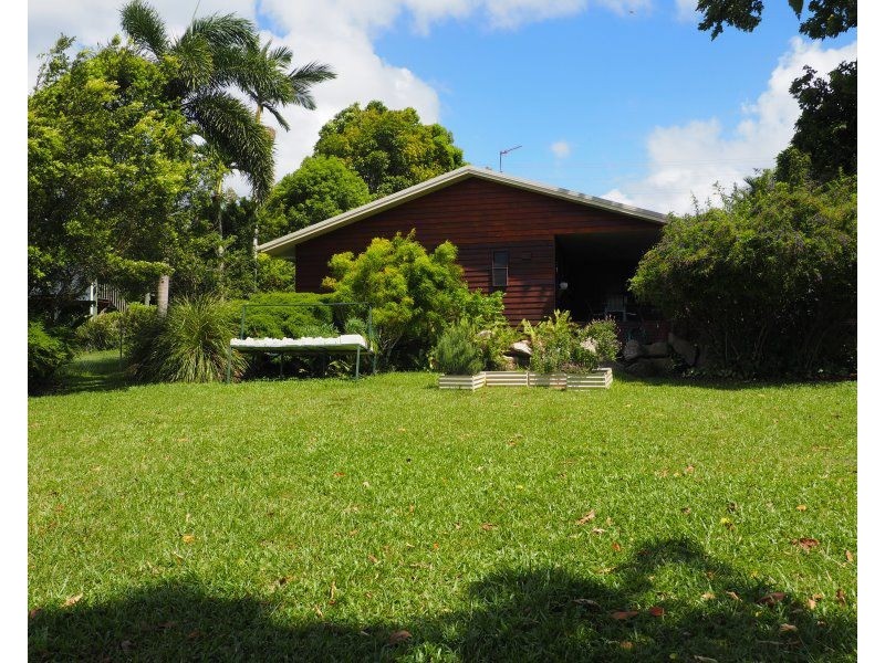 12 Admiralty Street, South Mission Beach QLD 4852