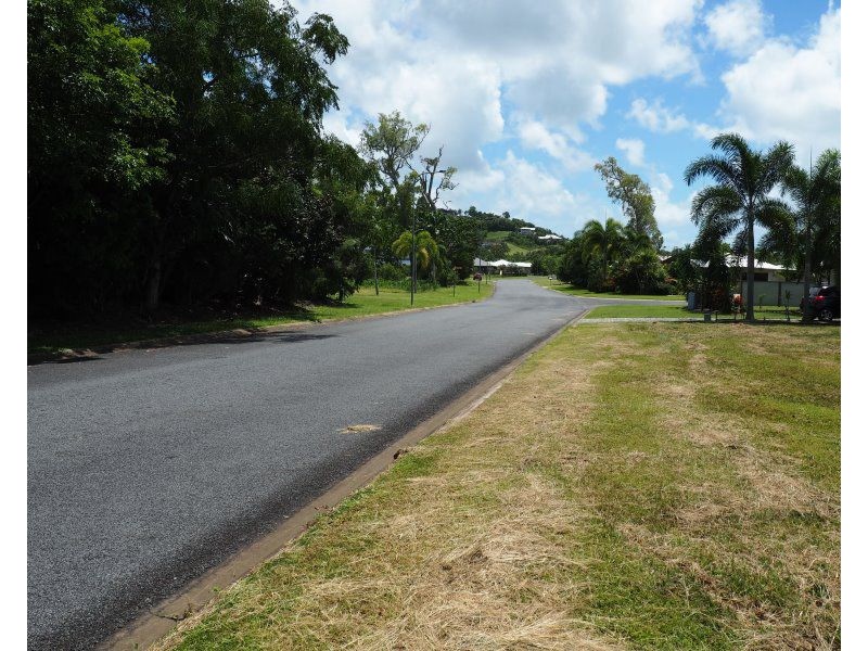 4 Mariner Drive, South Mission Beach QLD 4852