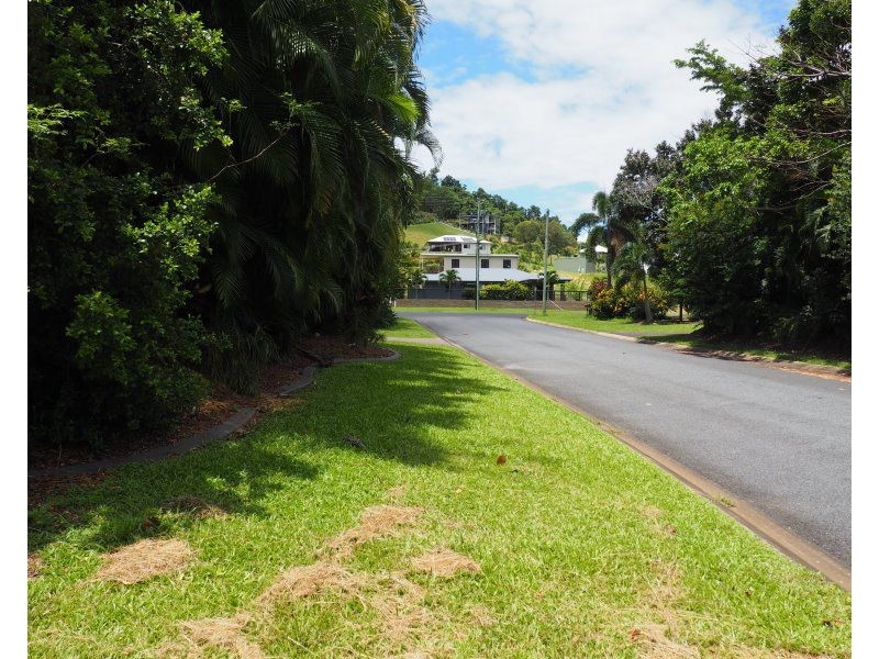 4 Mariner Drive, South Mission Beach QLD 4852