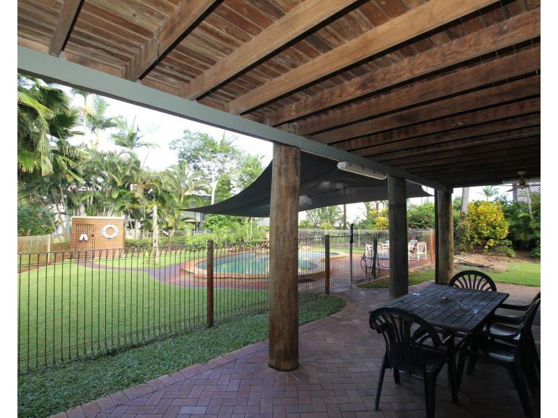 20 McNamara Street, Wongaling Beach QLD 4852