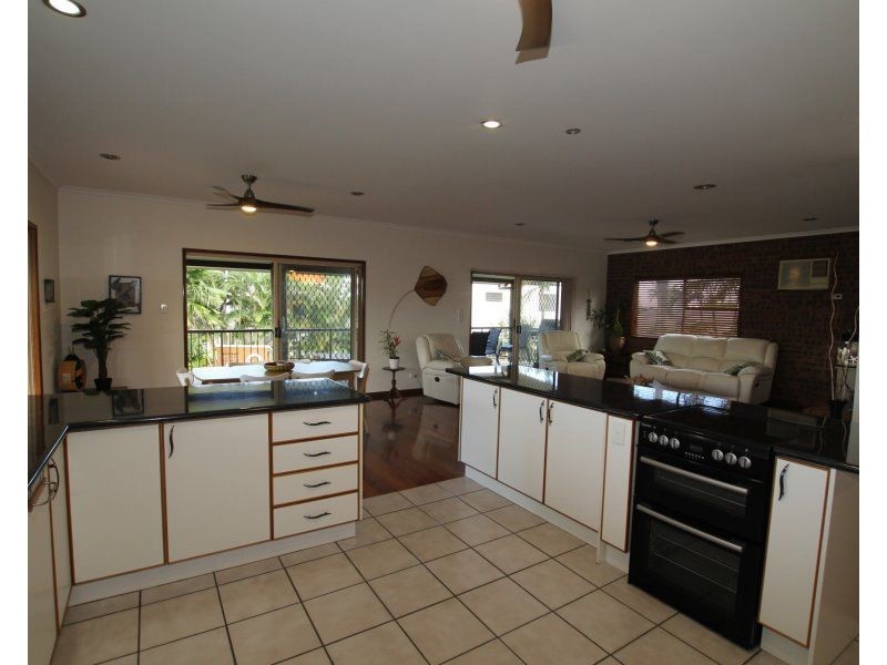 20 McNamara Street, Wongaling Beach QLD 4852