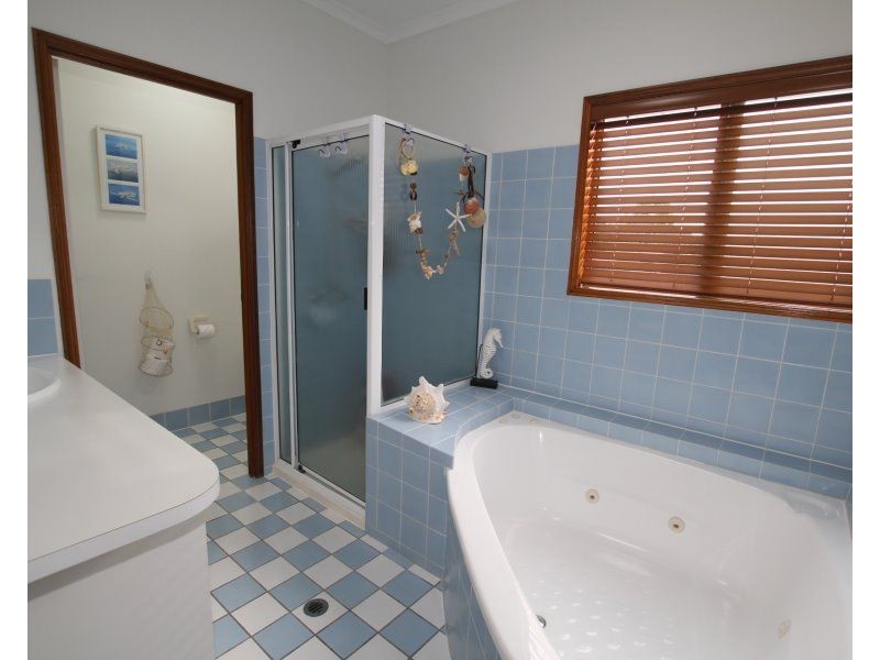 20 McNamara Street, Wongaling Beach QLD 4852