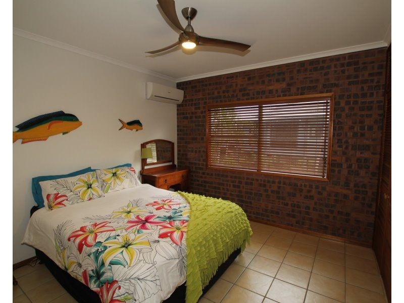 20 McNamara Street, Wongaling Beach QLD 4852