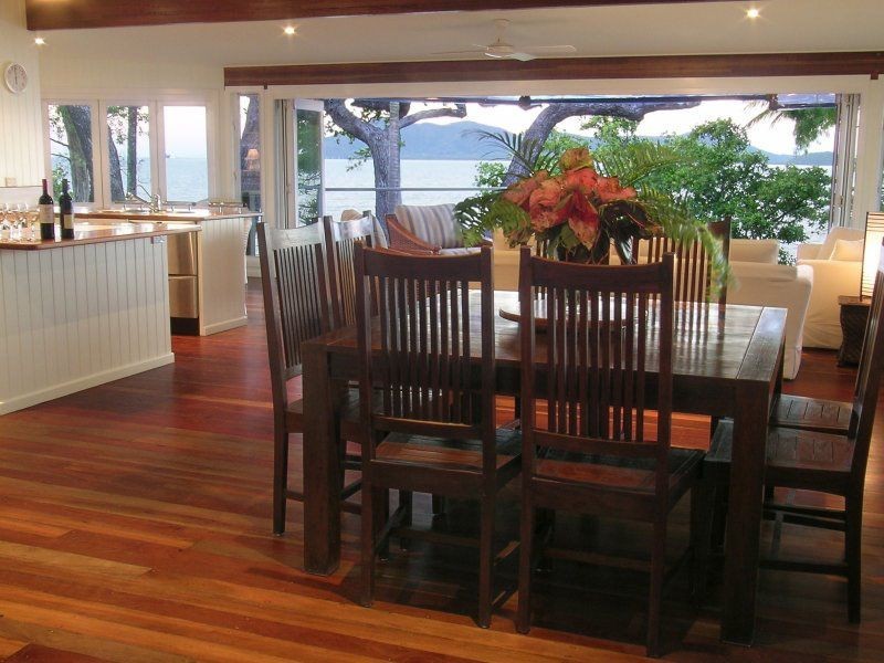 25 Mitchell Street, South Mission Beach QLD 4852