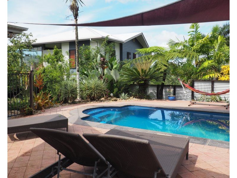 2 The Boulevard St, South Mission Beach QLD 4852