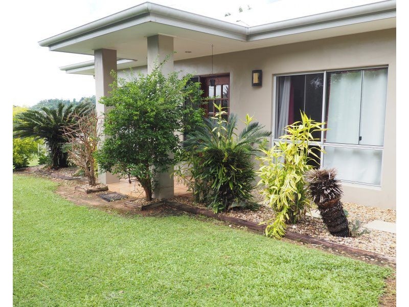 2 The Boulevard St, South Mission Beach QLD 4852