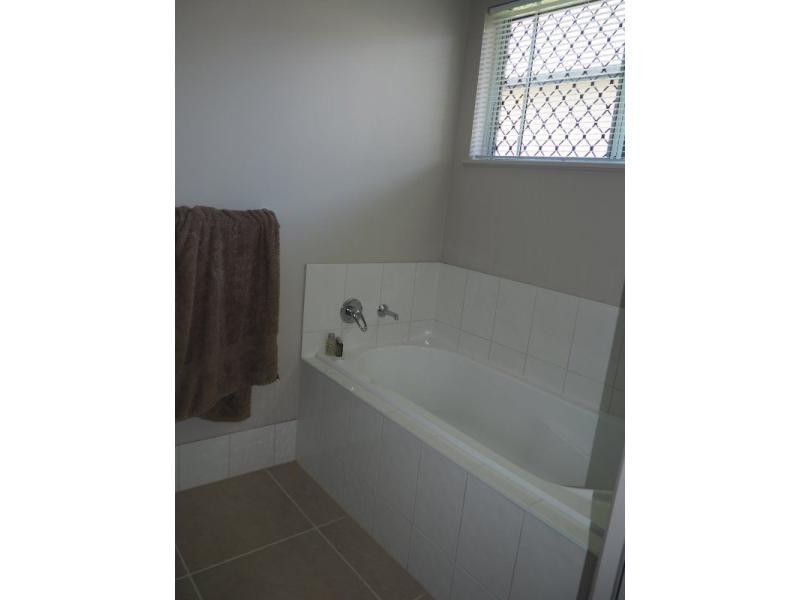5 Kingfisher Court, Wongaling Beach QLD 4852