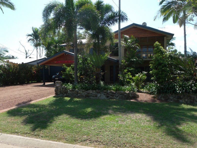 10 Wall Street, South Mission Beach QLD 4852