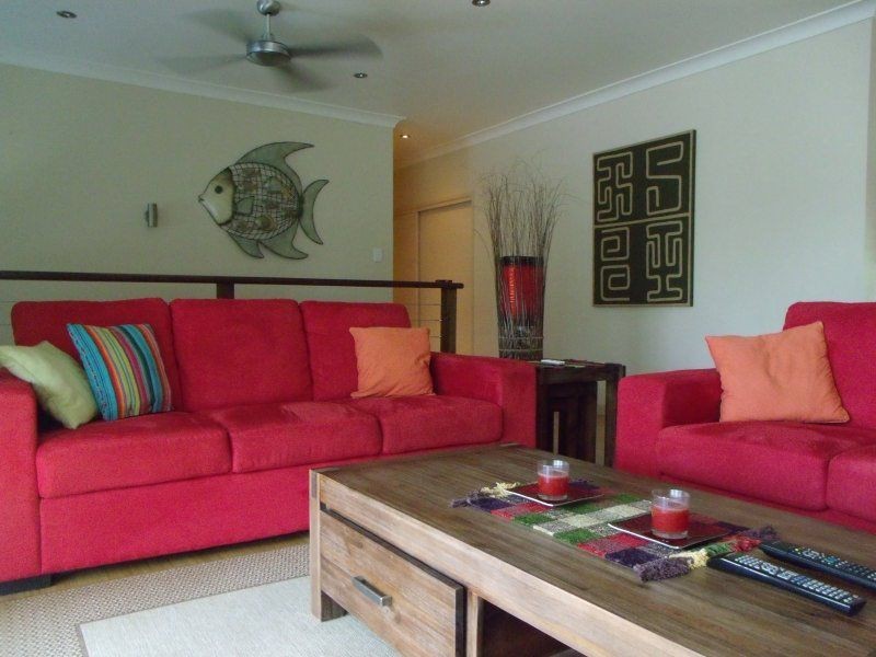 10 Wall Street, South Mission Beach QLD 4852