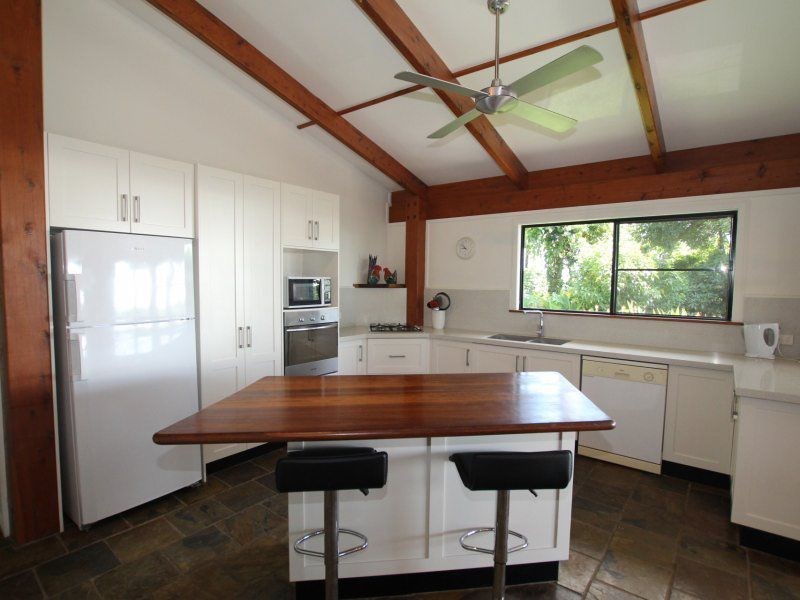 23 Bicton Close, Bingil Bay QLD 4852