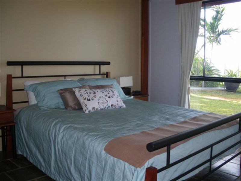 23 Bicton Close, Bingil Bay QLD 4852