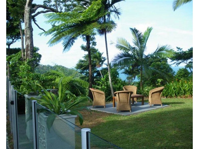 23 Bicton Close, Bingil Bay QLD 4852