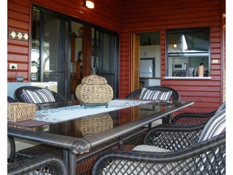 23 Bicton Close, Bingil Bay QLD 4852
