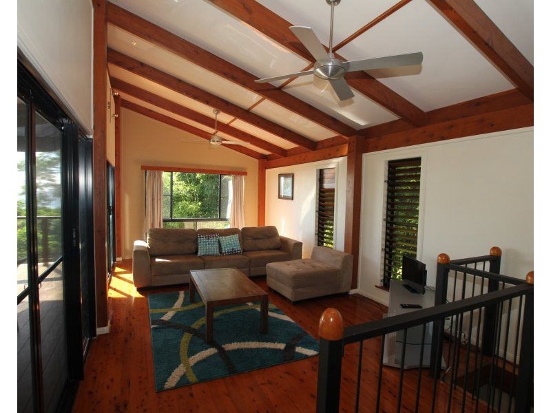 23 Bicton Close, Bingil Bay QLD 4852