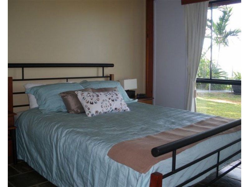 23 Bicton Close, Bingil Bay QLD 4852