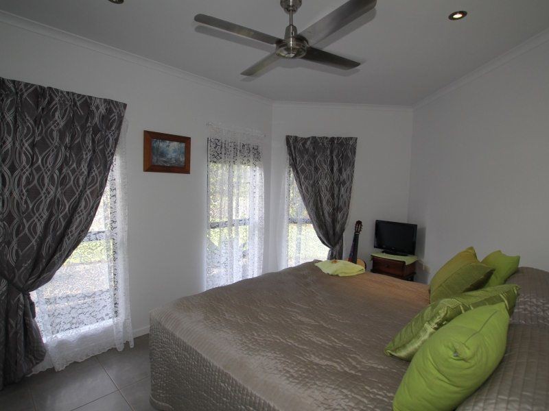 20 Sanctuary Crescent, Wongaling Beach QLD 4852