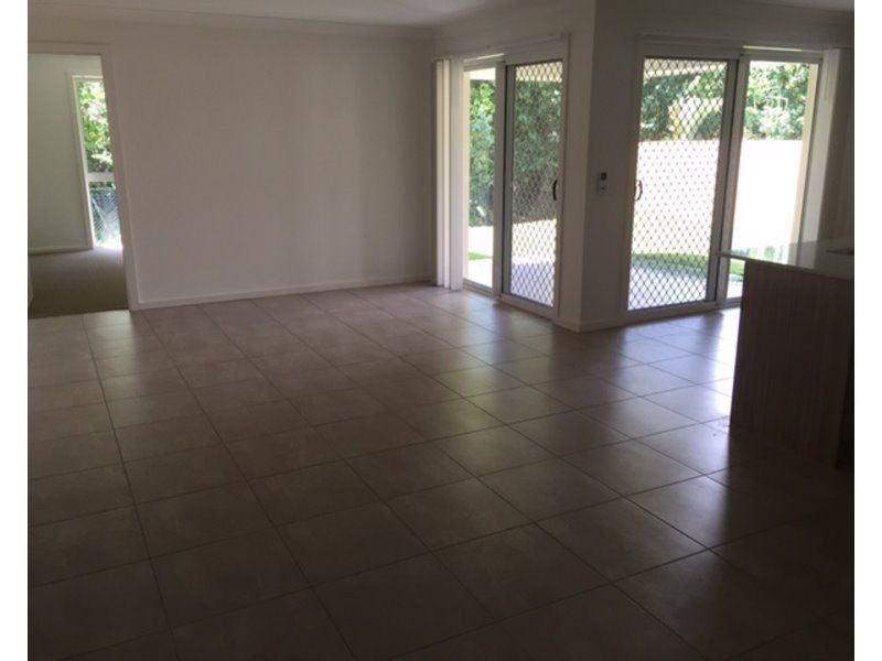 17 Shelly Court, Mission Beach QLD 4852