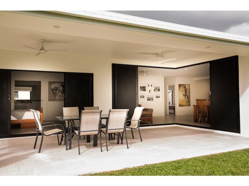 10 Clipper Court, South Mission Beach QLD 4852