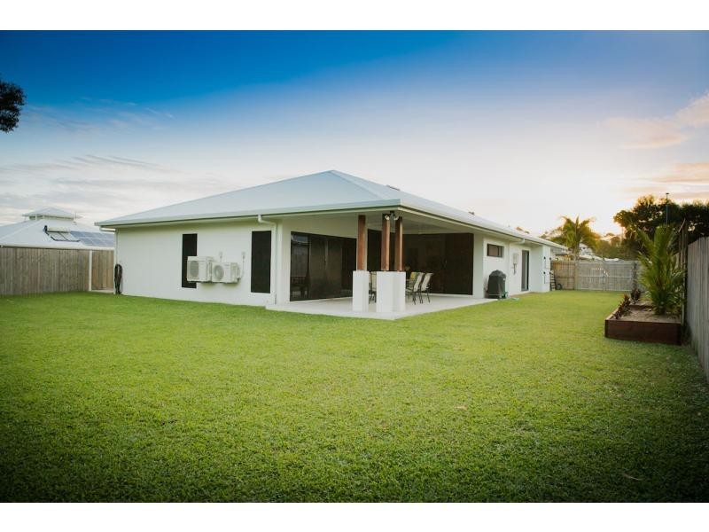 10 Clipper Court, South Mission Beach QLD 4852