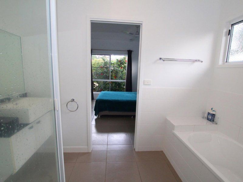 1/20 Seaview Street, Mission Beach QLD 4852