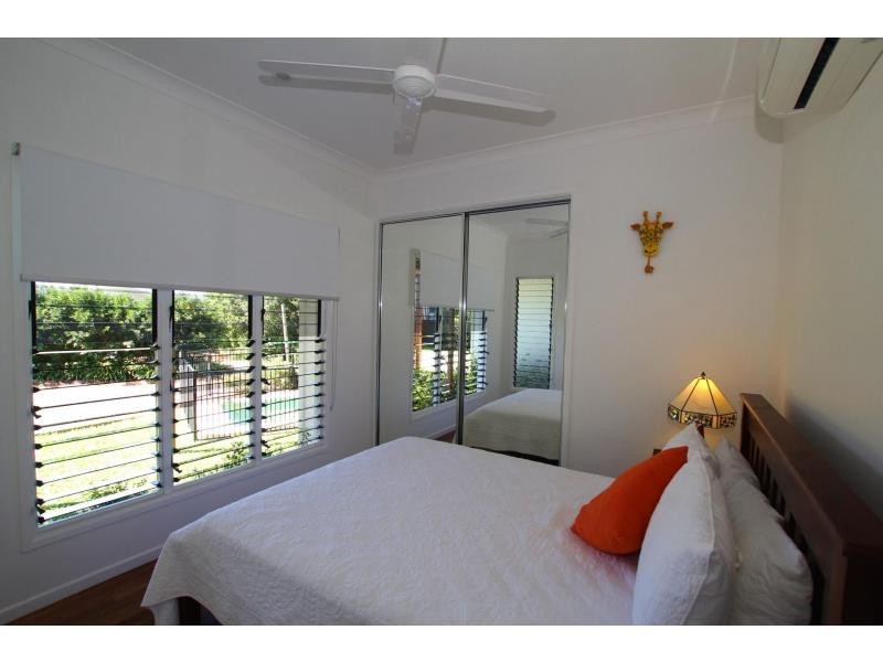 18 Rise Crescent, Mission Beach QLD 4852