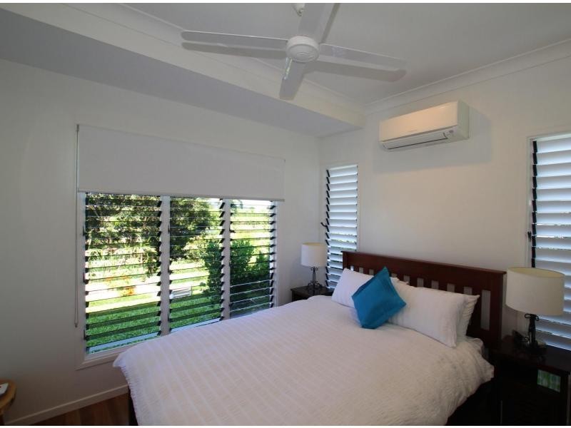 18 Rise Crescent, Mission Beach QLD 4852