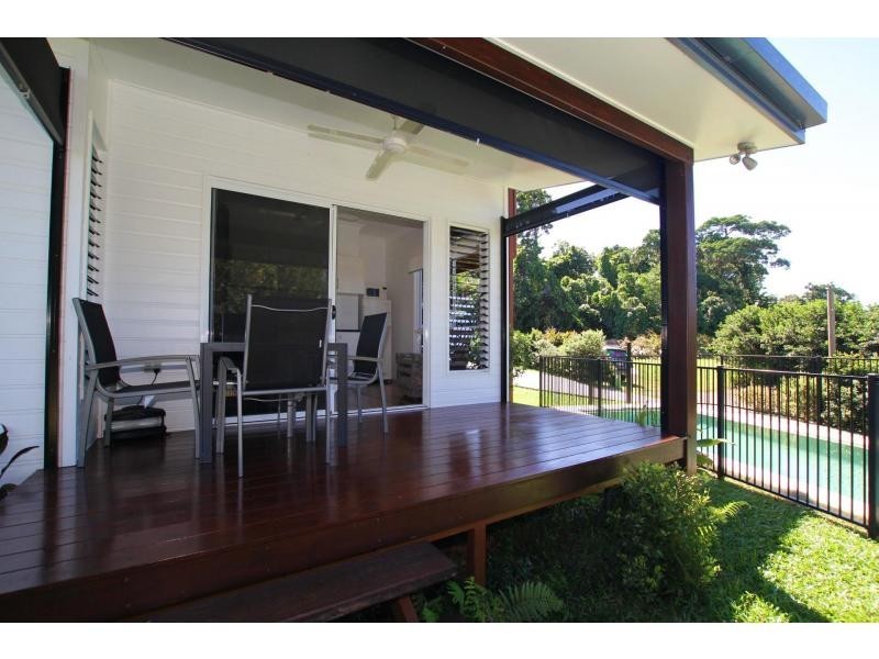 18 Rise Crescent, Mission Beach QLD 4852