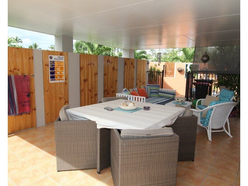 2/6 Hilliar Street, Wongaling Beach QLD 4852